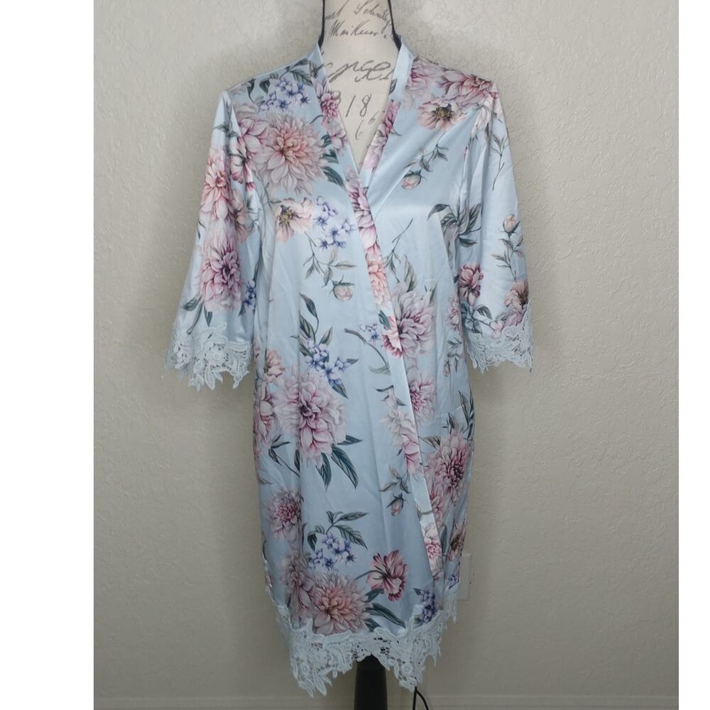 Le Rose Floral Lace Trim Robe Size XS/S